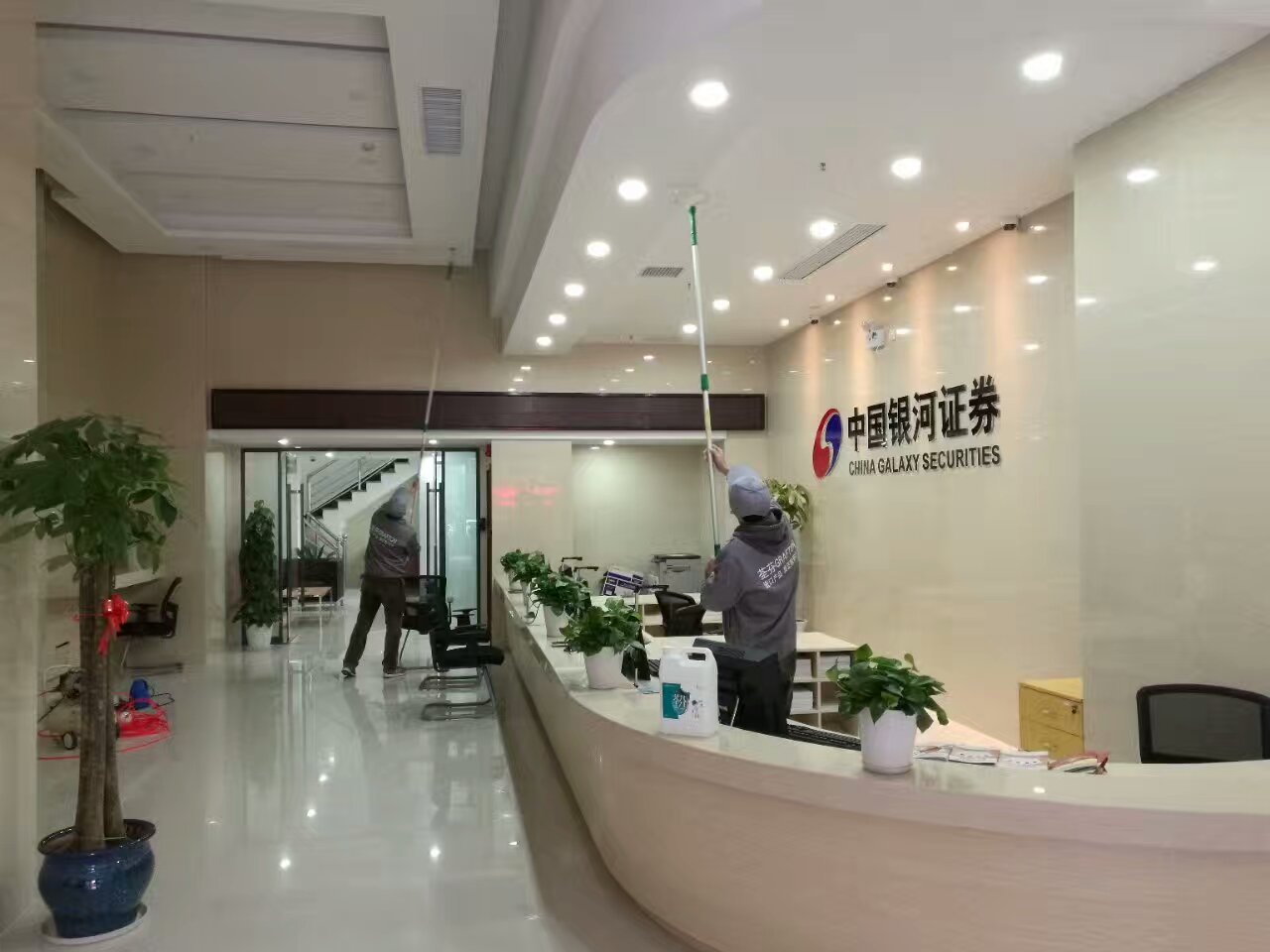 過道頂面施工 過道頂面施工