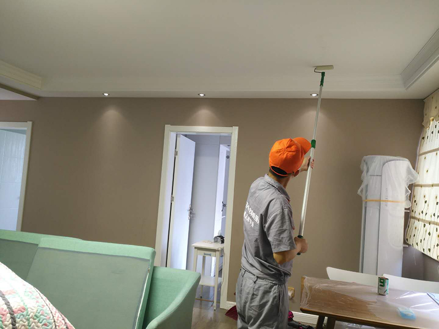 客廳頂面滾筒全方位施工 客廳頂面滾筒全方位施工