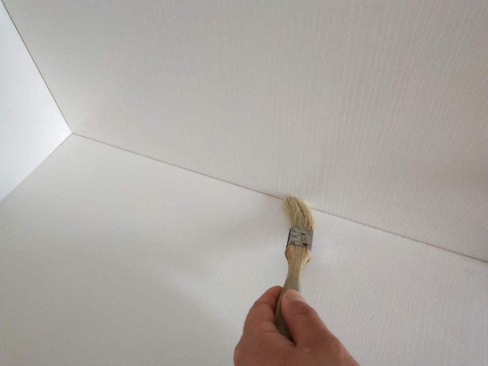 柜子接縫處刷子精細(xì)化處理 柜子接縫處刷子精細(xì)化處理