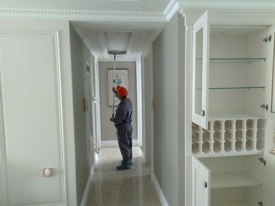 客廳過道頂面滾筒甲醛治理施工 客廳過道頂面滾筒甲醛治理施工