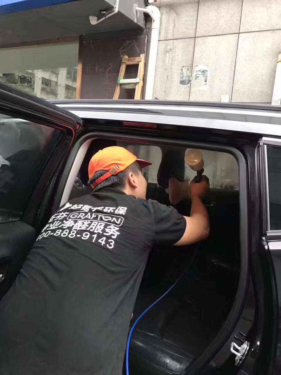 車(chē)內(nèi)頂面噴涂施工治理 車(chē)內(nèi)頂面噴涂施工治理