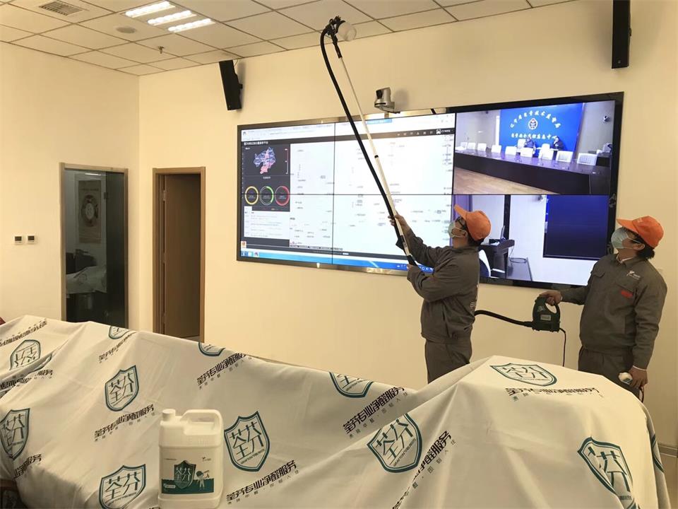 監(jiān)控室頂面噴涂施工治理 監(jiān)控室頂面噴涂施工治理