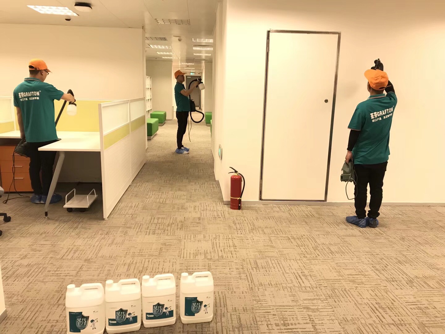 辦公區(qū)域墻面全方位噴涂施工 辦公區(qū)域墻面全方位噴涂施工