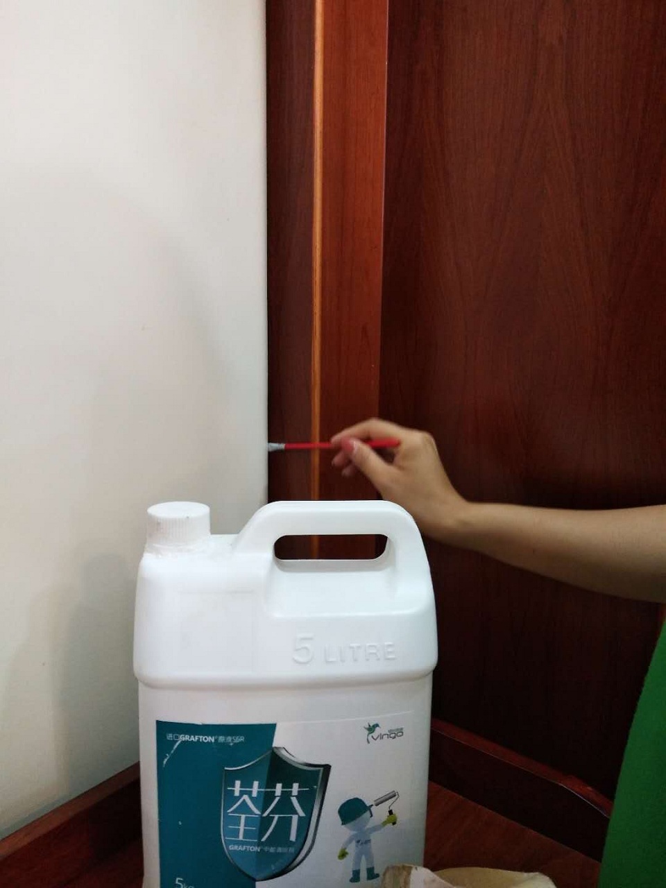 柜子接縫處刷子精細(xì)化施工治理 柜子接縫處刷子精細(xì)化施工治理