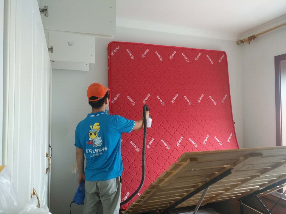 臥室床墊全方位噴涂施工 臥室床墊全方位噴涂施工