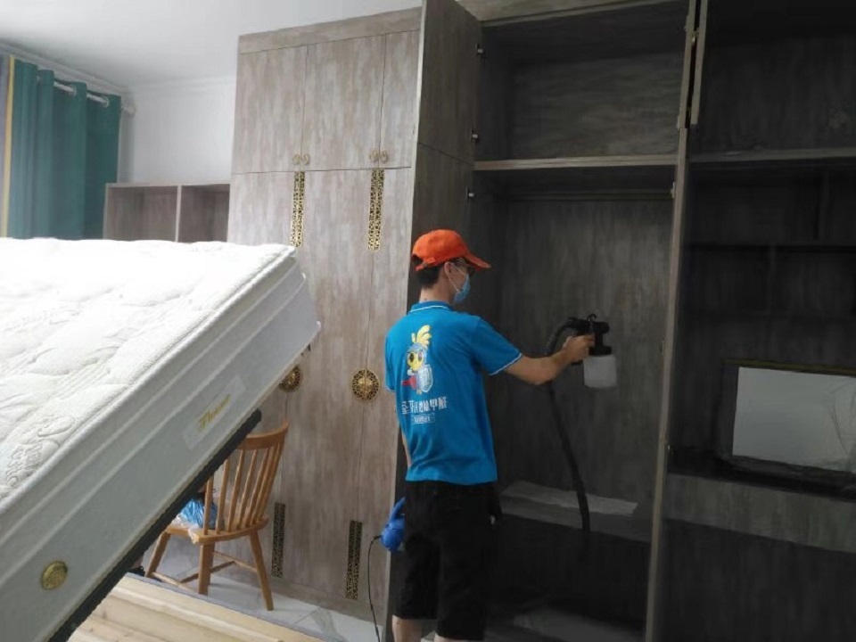 臥室衣柜全方位噴涂治理 臥室衣柜全方位噴涂治理