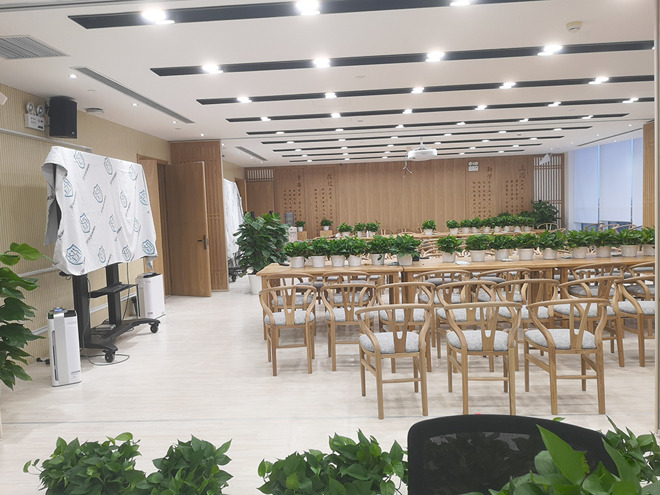 會議室養(yǎng)護布防護 會議室養(yǎng)護布防護