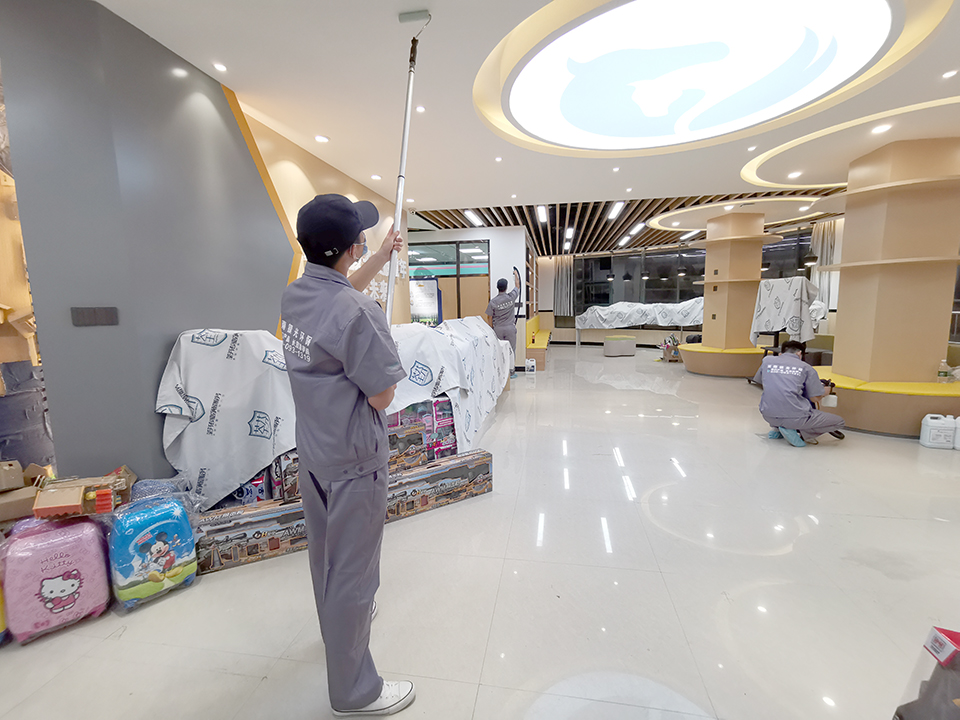 大廳頂面滾筒全方位施工治理 大廳頂面滾筒全方位施工治理