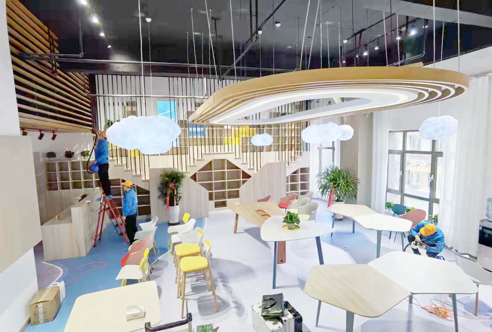 教室桌椅噴槍施工治理 教室桌椅噴槍施工治理