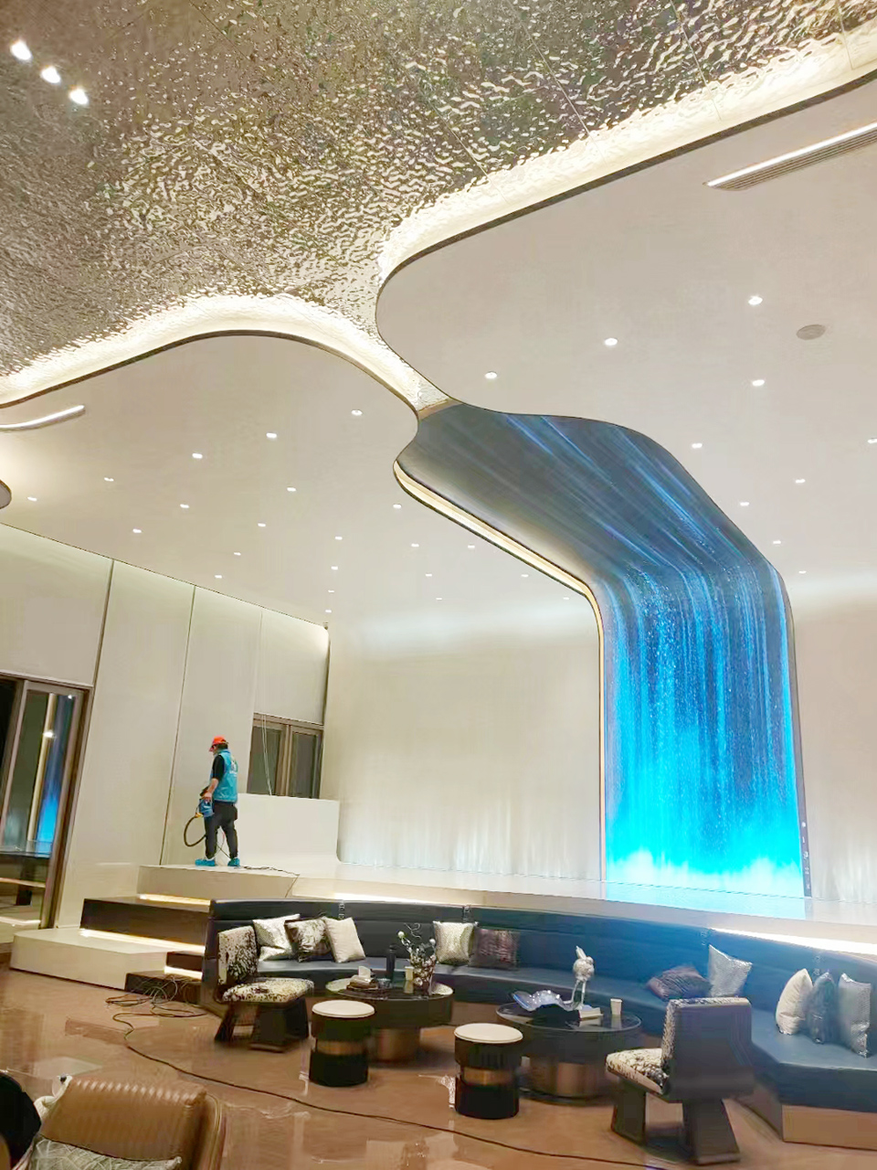 售樓部活動區(qū)域墻面噴槍施工治理 售樓部活動區(qū)域墻面噴槍施工治理